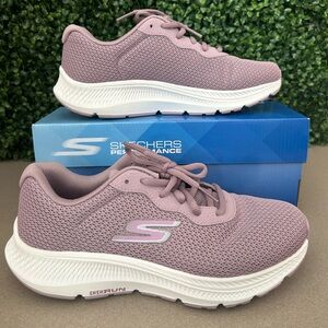 Skechers Women’s GO RUN Consistent 2.0 Running Shoes 7.5